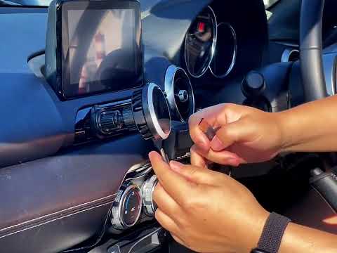 Re.Engineering ワイヤレス充電冷却スマホホルダー 設置作業